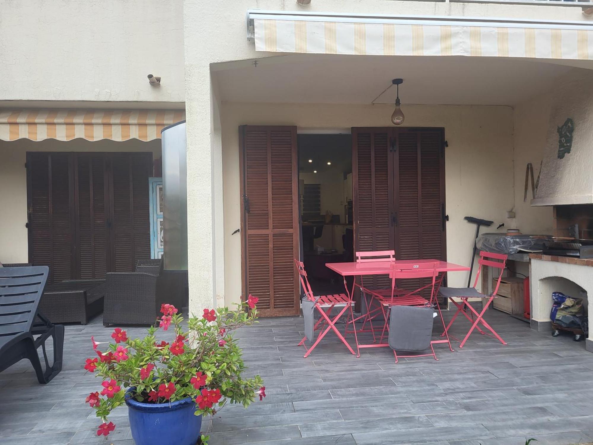 Agay Le Pti Bonheur 60M2 Rez De Jardin, En Bord De Mer Saint-Raphaël 외부 사진